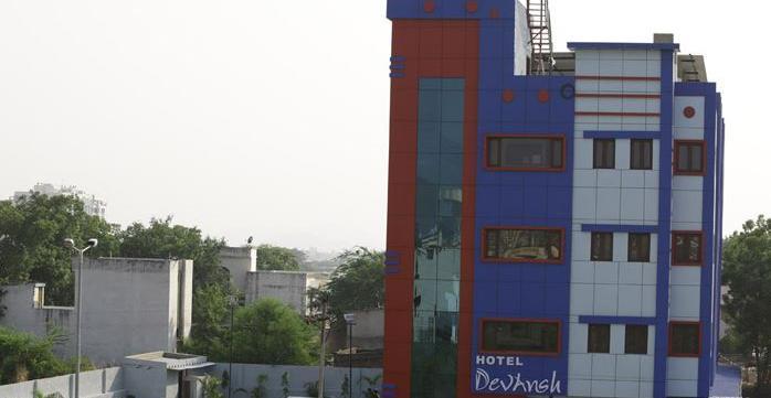 Oyo 1681 Hotel Devansh Udaipur Exterior photo