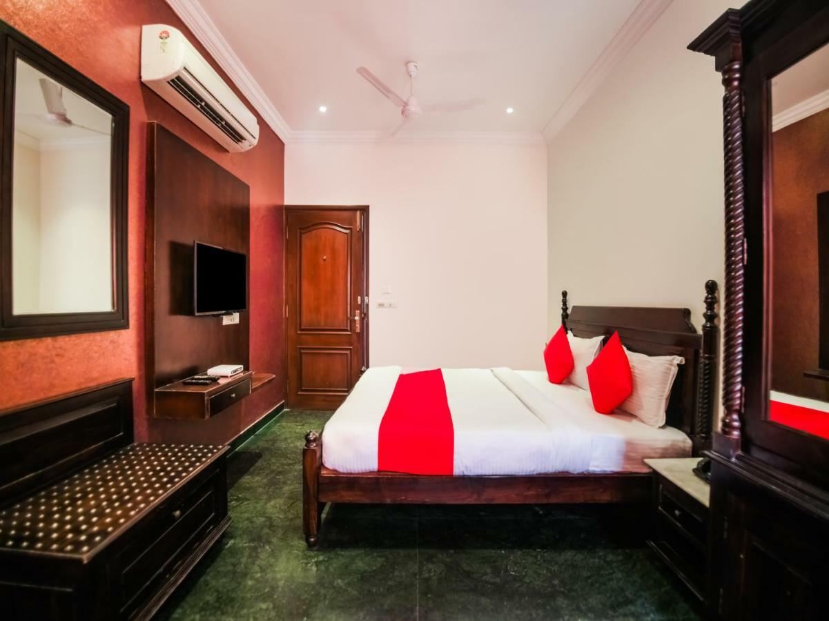 Oyo 1681 Hotel Devansh Udaipur Exterior photo