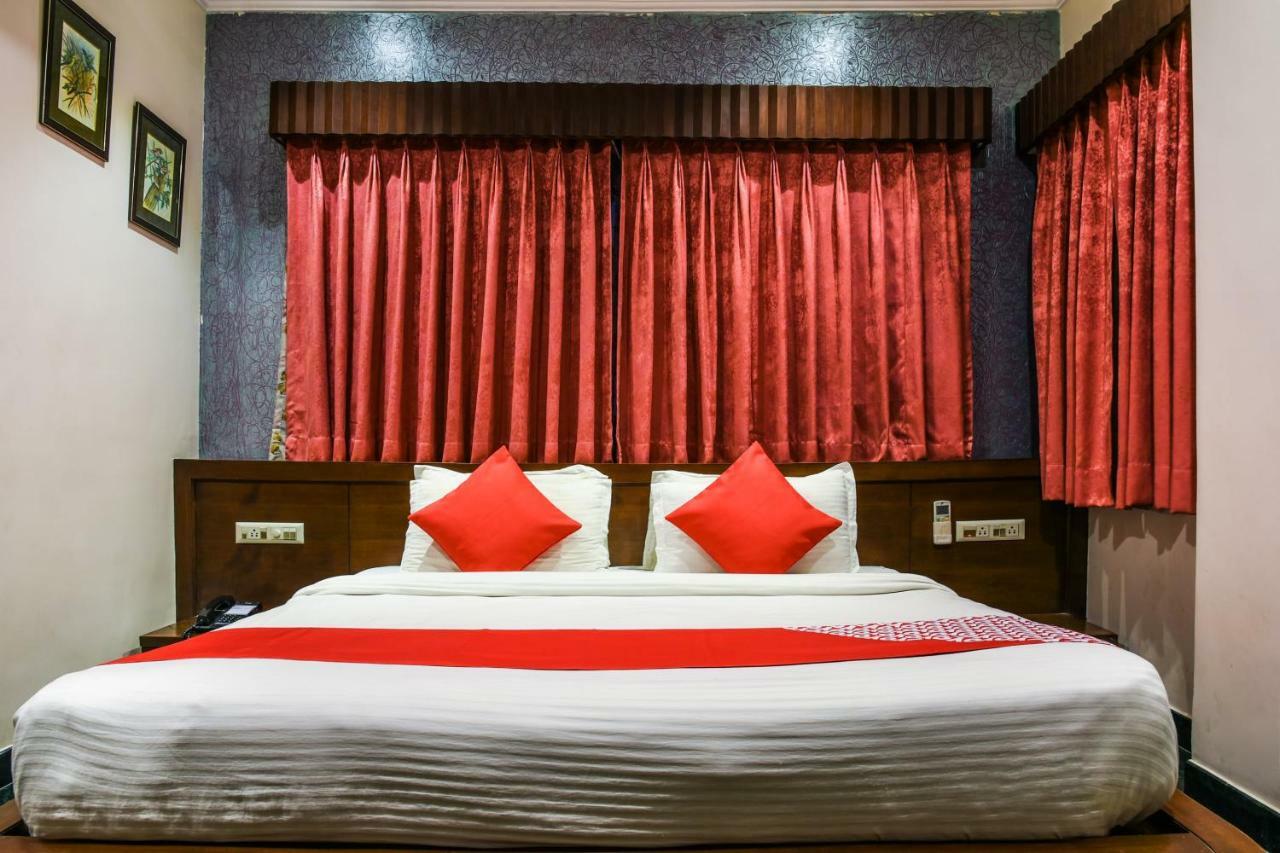 Oyo 1681 Hotel Devansh Udaipur Exterior photo