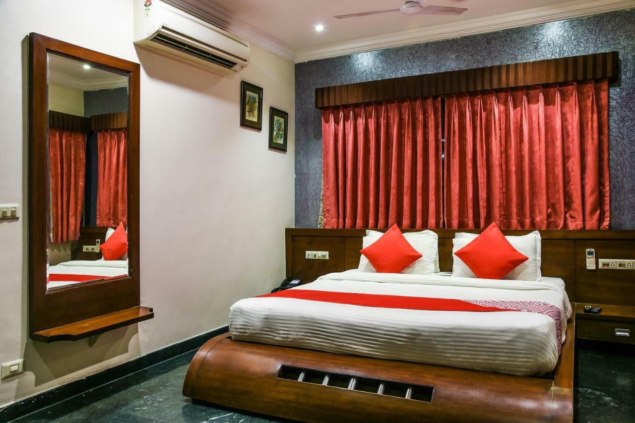 Oyo 1681 Hotel Devansh Udaipur Exterior photo